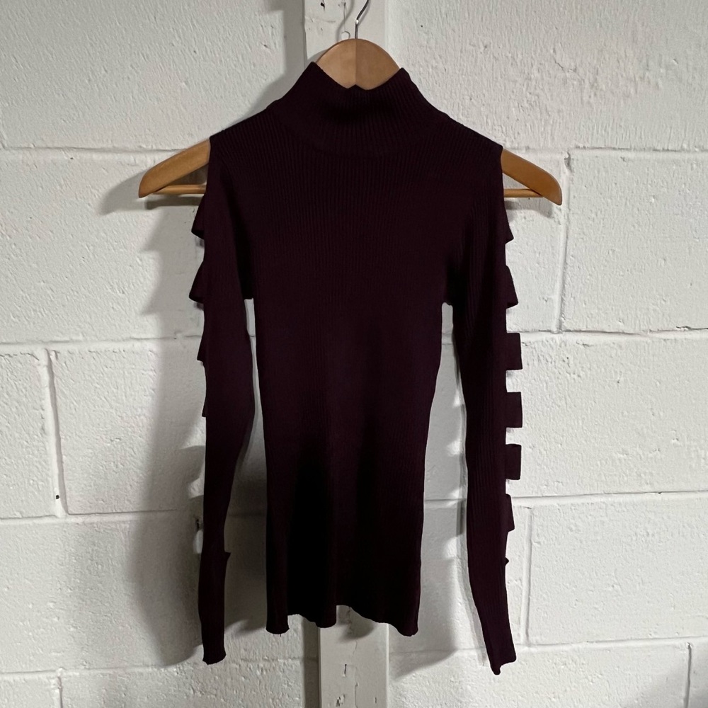 Fashion Nova Ribbed ladder cut out sweater size S